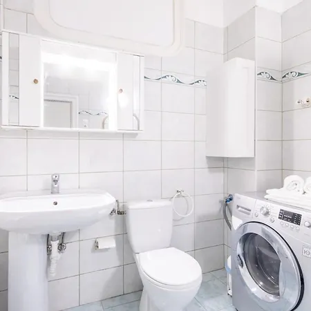 Apartman Simple And Spacious Budapest