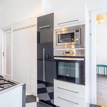 Simple And Spacious *