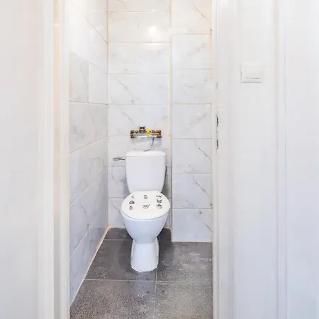 Simple And Spacious Appartement *