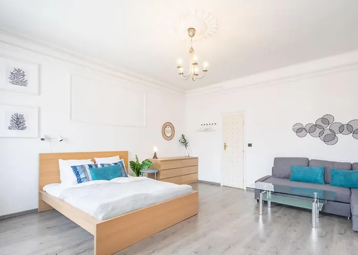 Simple And Spacious شقة *