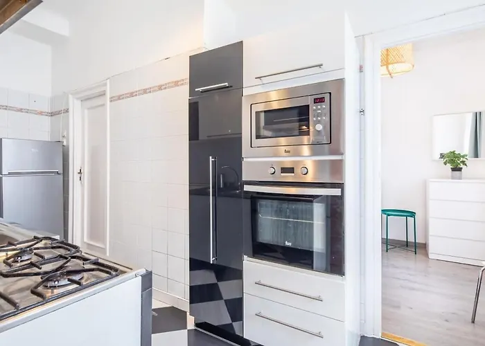 Simple And Spacious *