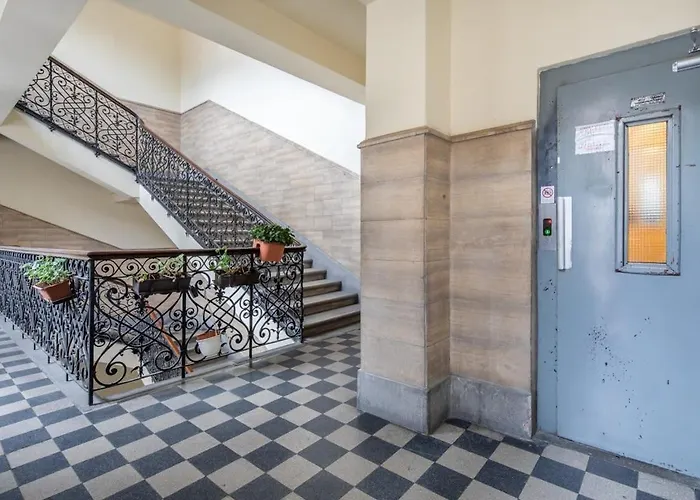 Lägenhet Simple And Spacious